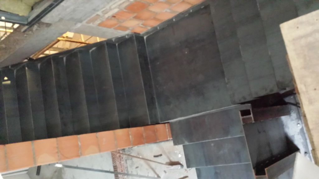 Cfm metal s.n.c. Scala lamiera piegata